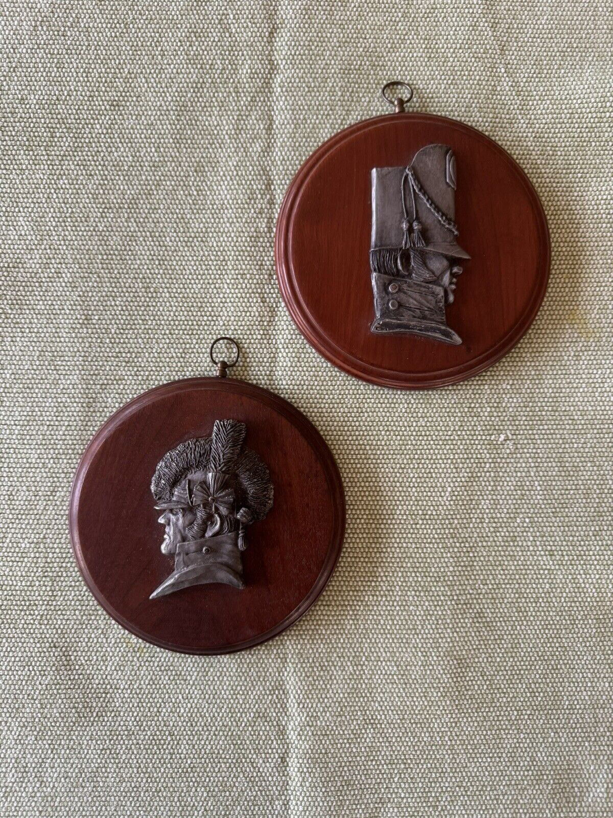 Vintage US Army Wall Plaque Antique Silhouettes War Of 1812 Cavalry Pewter Faces