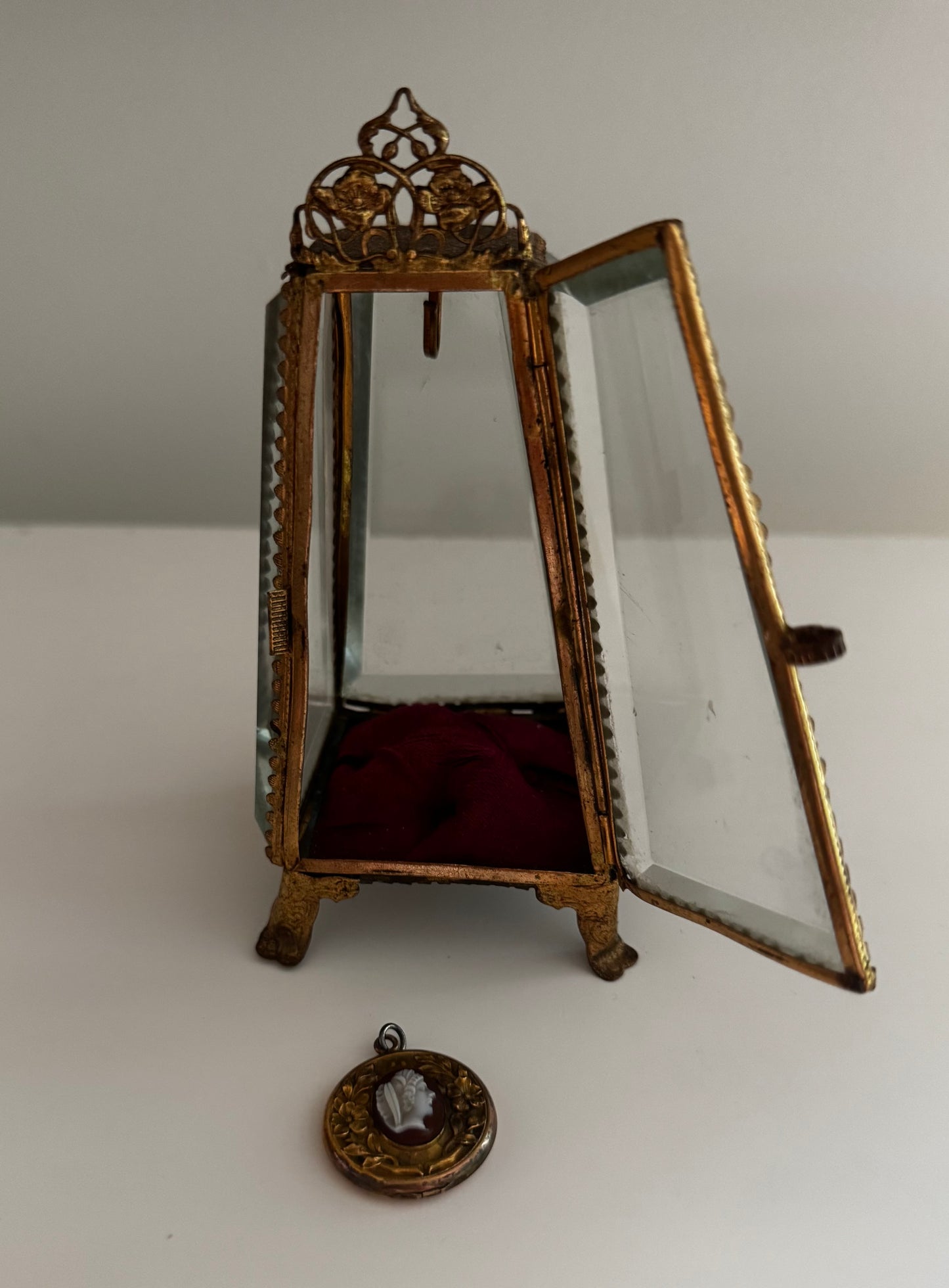 Antique French Ormolu Tufted Silk Crystal Watch Casket & Shell Cameo Pendant