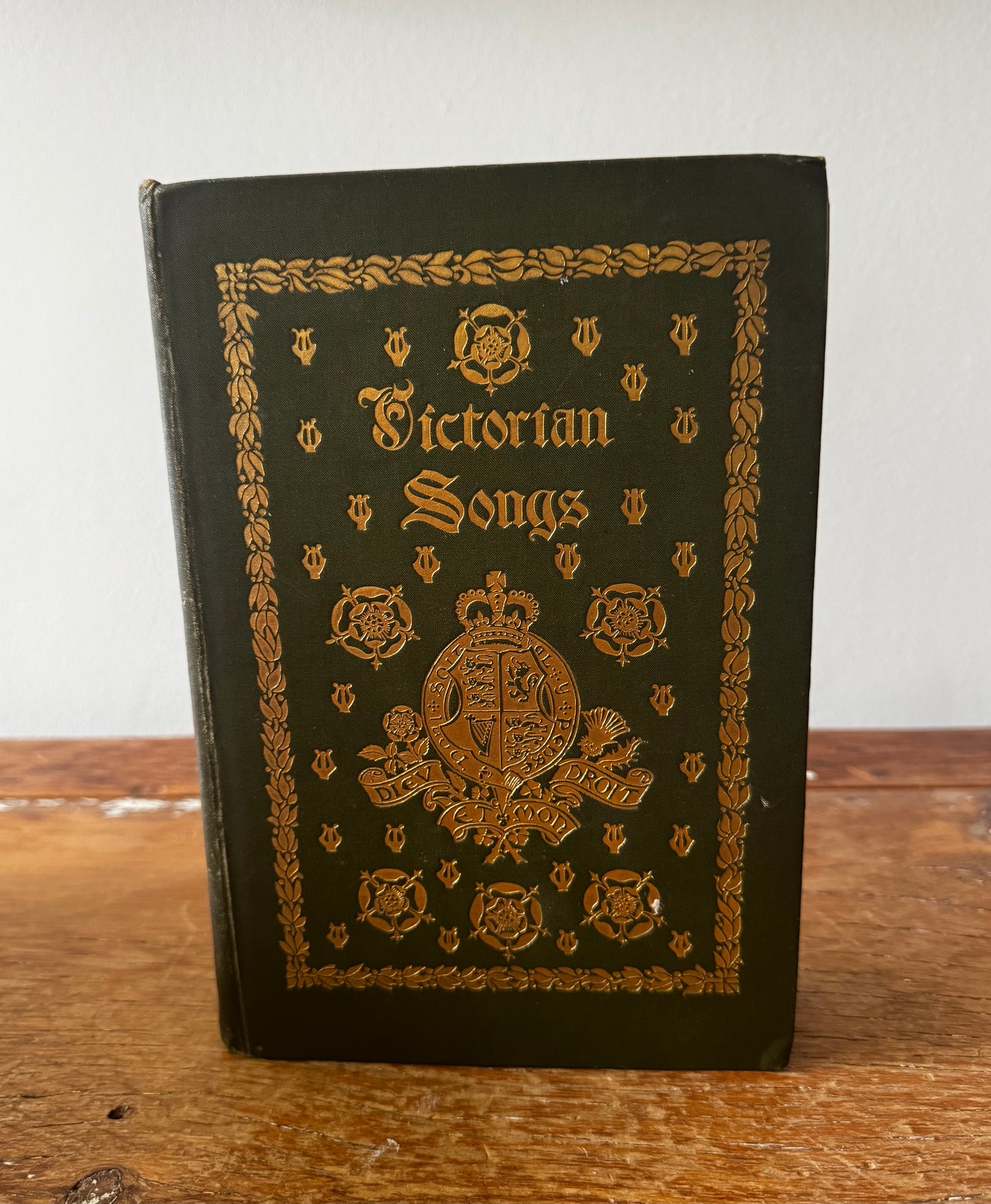 Queen Victoria Antique Book Lot